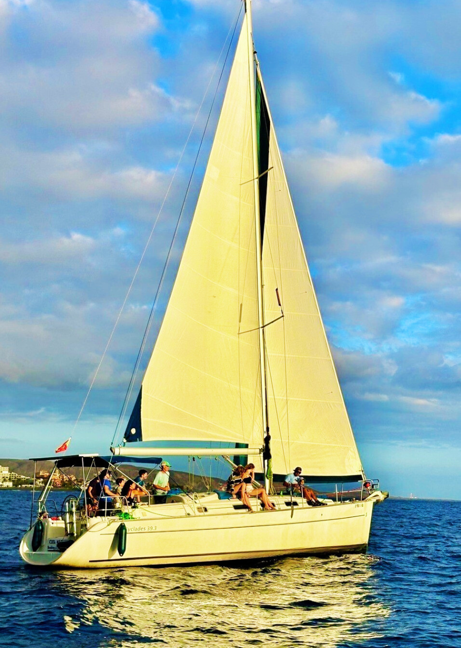 Sailing boat